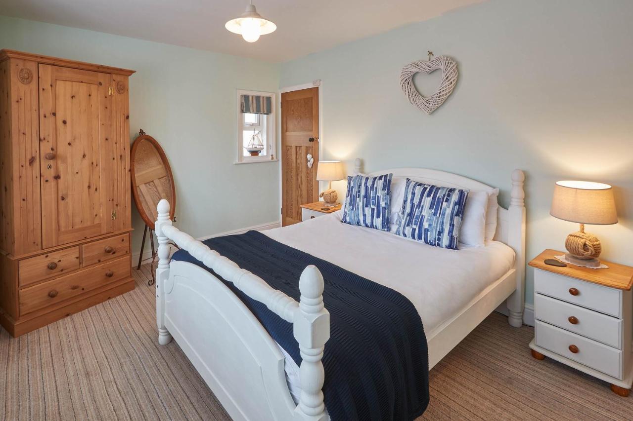 Host & - Tenby Holiday home