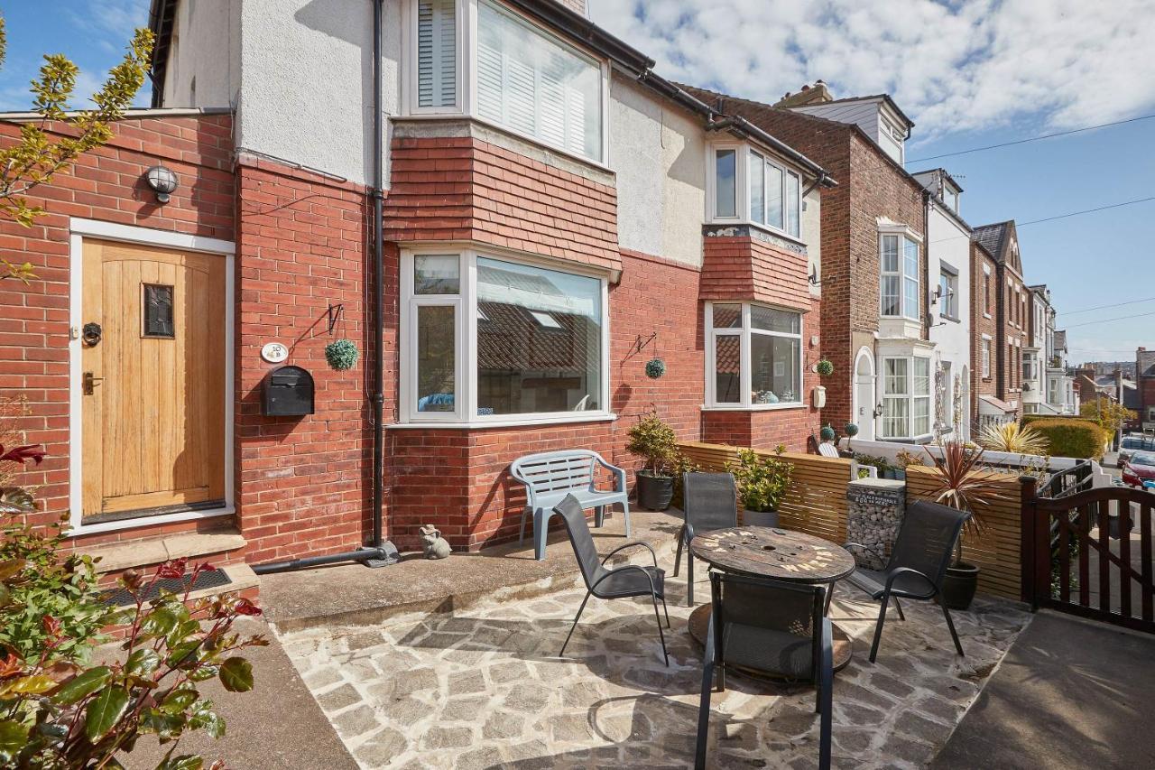 Holiday home Host & - Tenby *